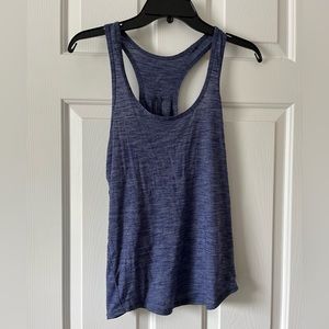 Lululemon women’s tank